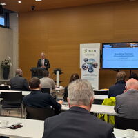 Begrüßung durch Dr. Thomas Knoll (TMWLLR)